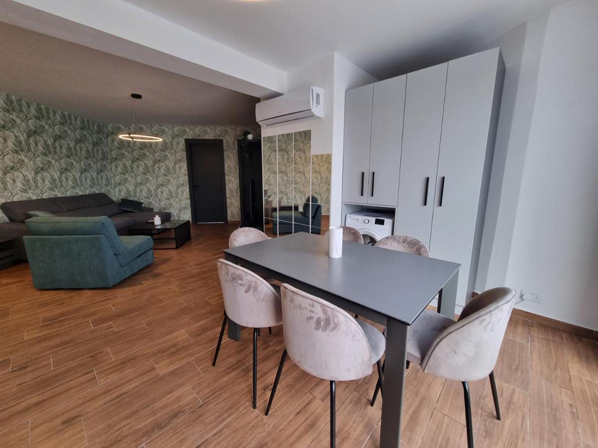Korzo Suites Msida Luxury Penthouse With Pool Buitenkant foto