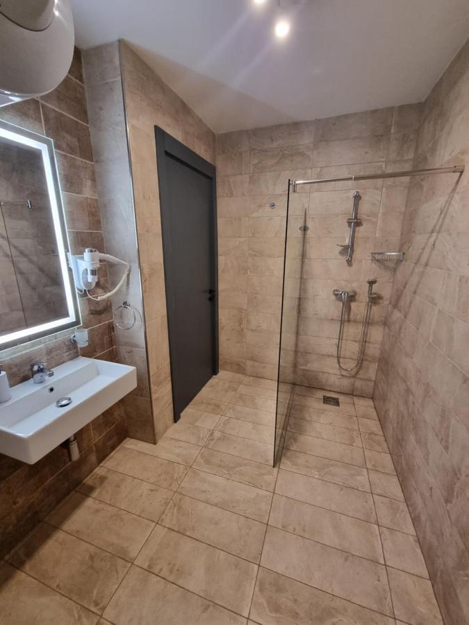 Korzo Suites Msida Luxury Penthouse With Pool Buitenkant foto
